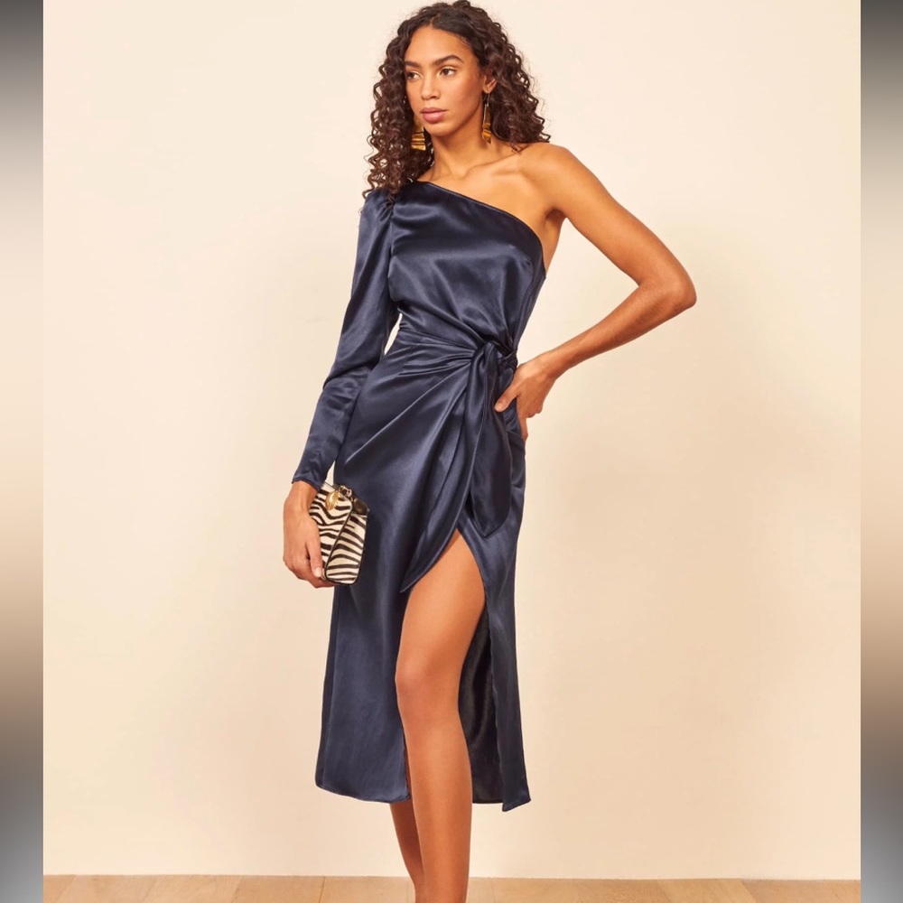 *NWT* Reformation Justine One Shoulder Navy Silk Dress